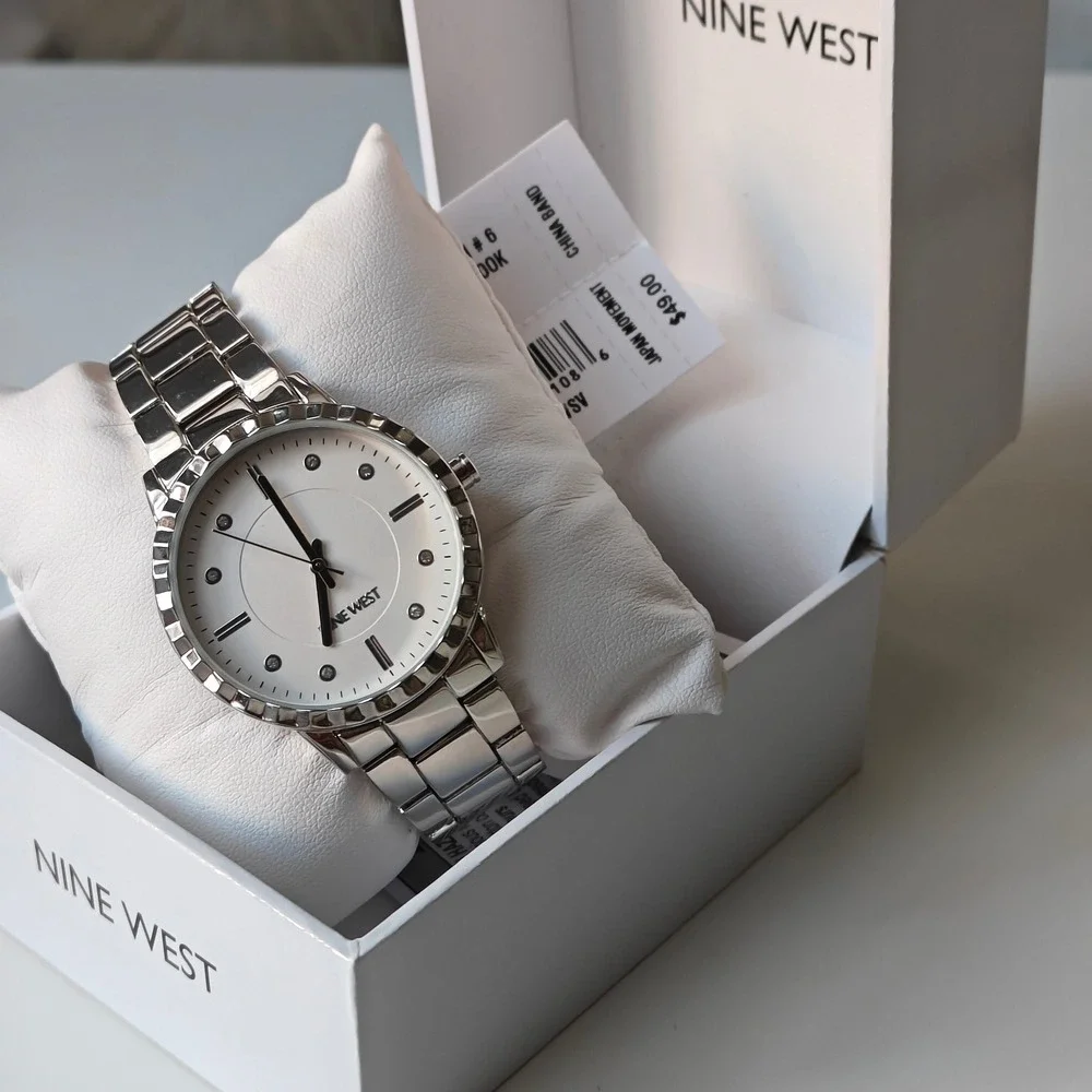 Nine West Womens Silver Tone Link Bracelet Watch Crystal Markers White Dial NEW